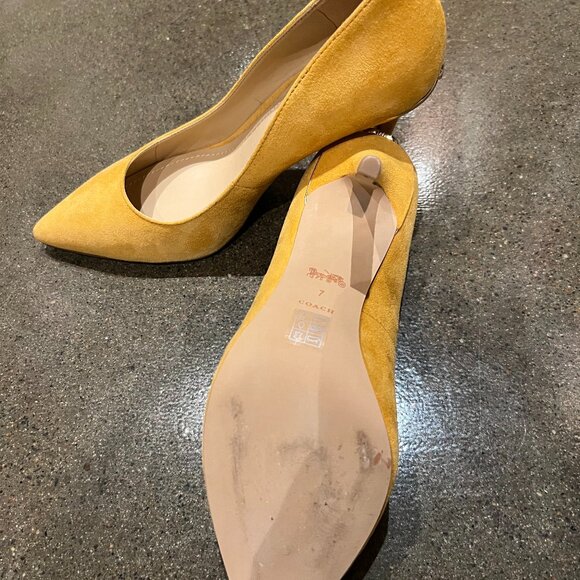 Wiley Pump - Coach - Yellow - Picture 4 of 4